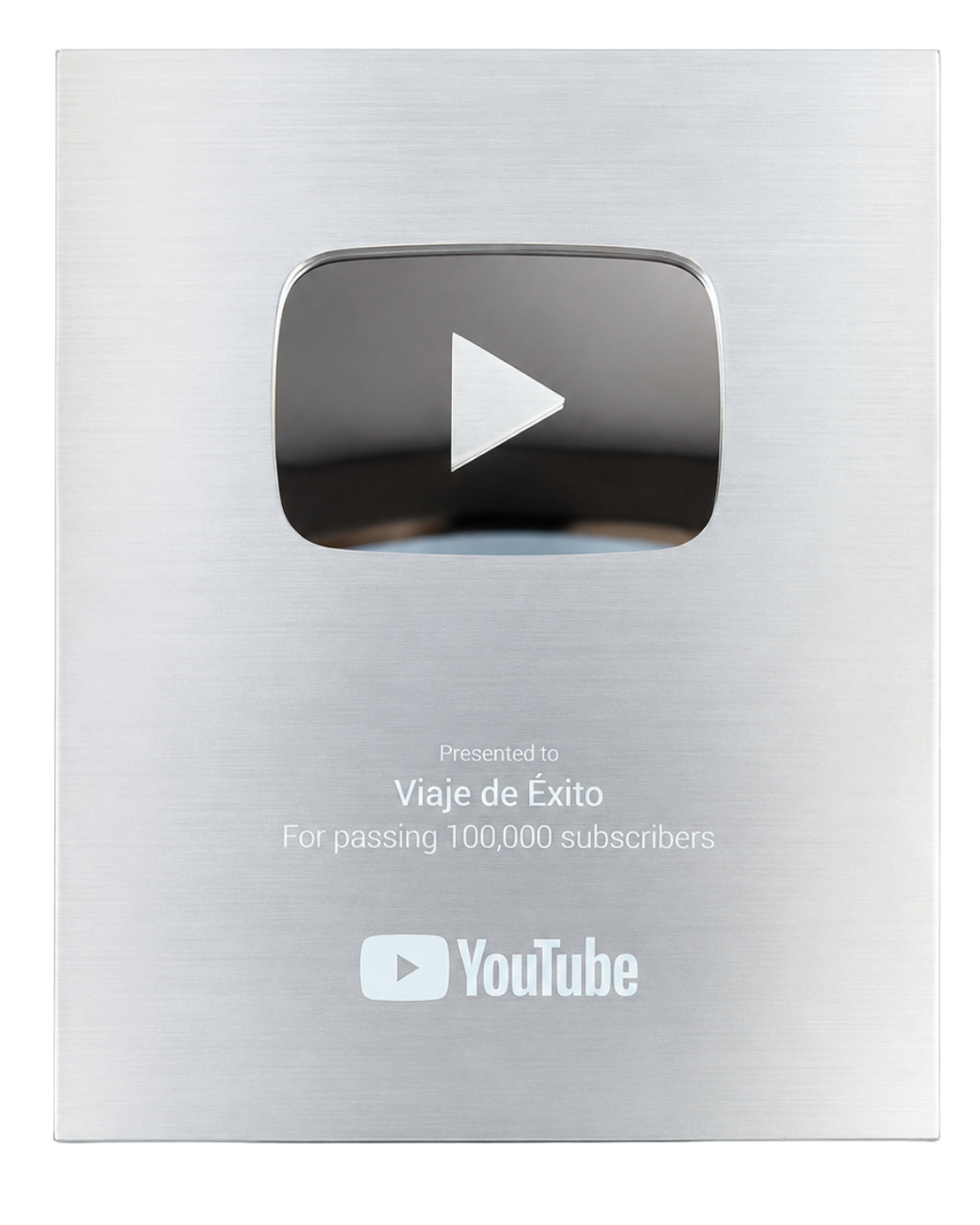 Placa de plata de YouTube por 100,000 suscriptores para Viaje de Éxito